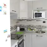 Violet Apartment, Cute Place Near Corvin Plaza, With Ac Διαμέρισμα Βουδαπέστη